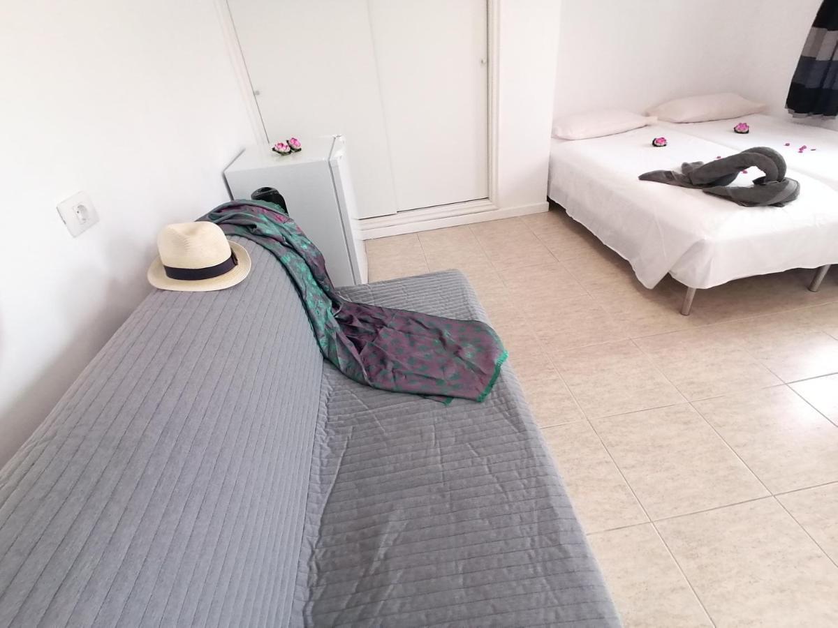 Small Studio, 50 M Front Of The Ocean & Free Wifi Playa Fanabe Exterior photo